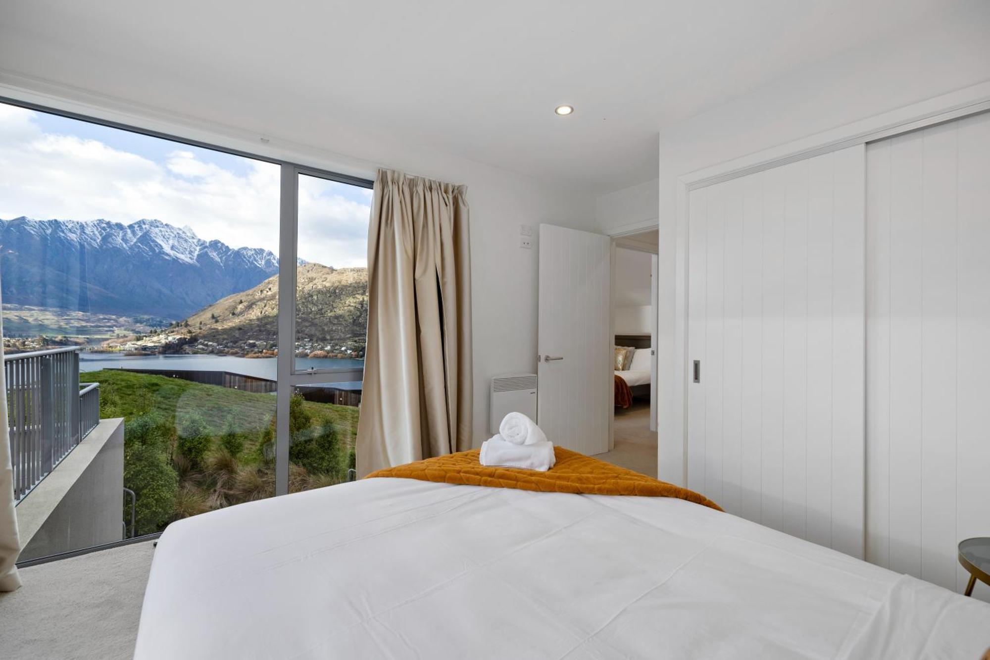 Luxury Away - Summit View Villa Queenstown Exterior photo